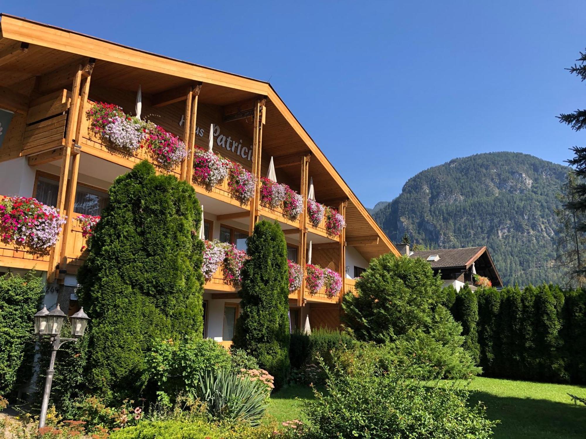 Haus Patricia Hotel Lofer Exterior photo