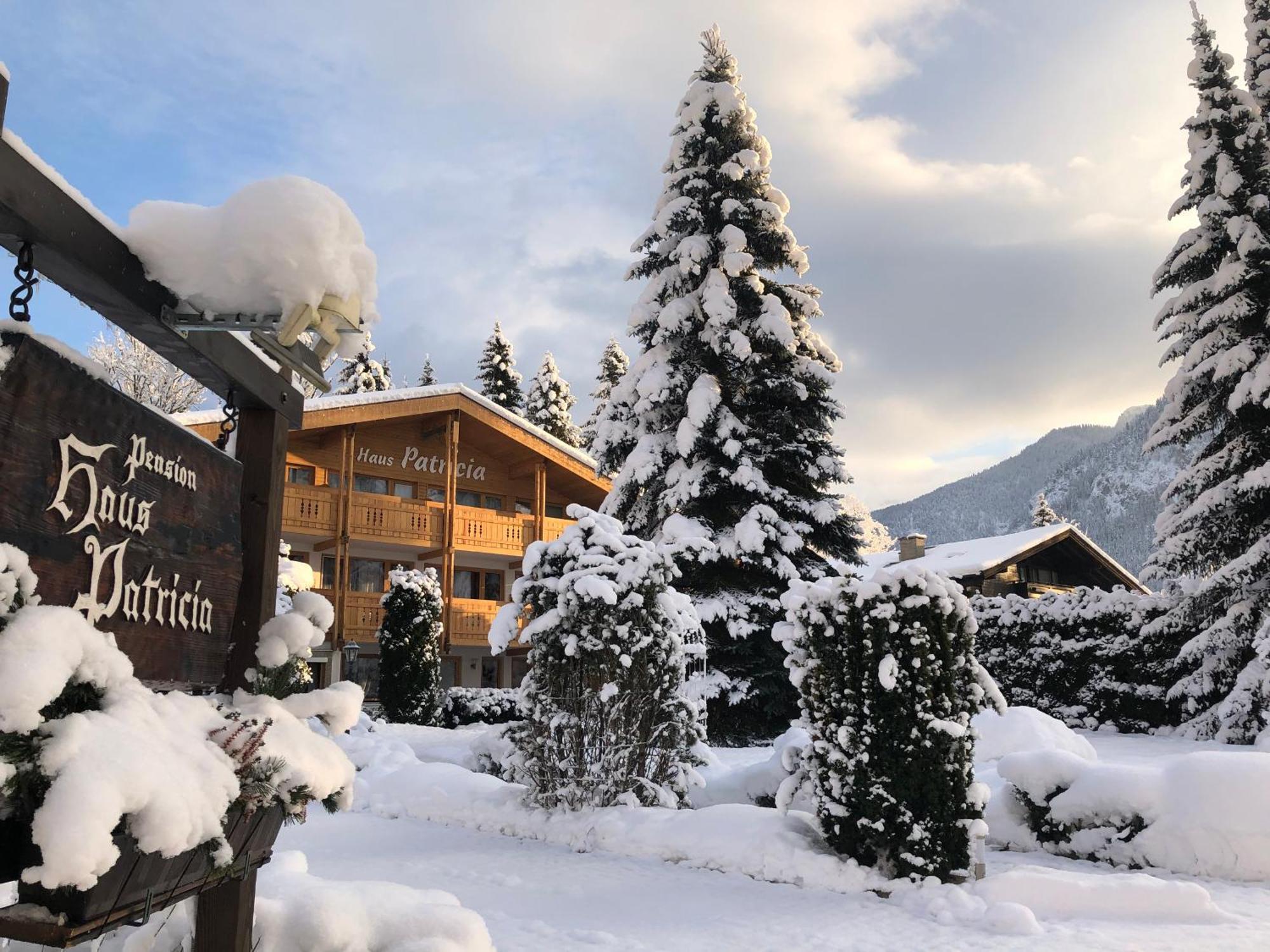Haus Patricia Hotel Lofer Exterior photo