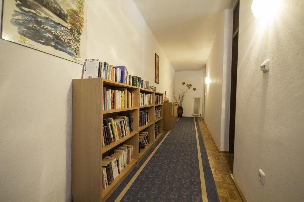 Haus Patricia Hotel Lofer Exterior photo